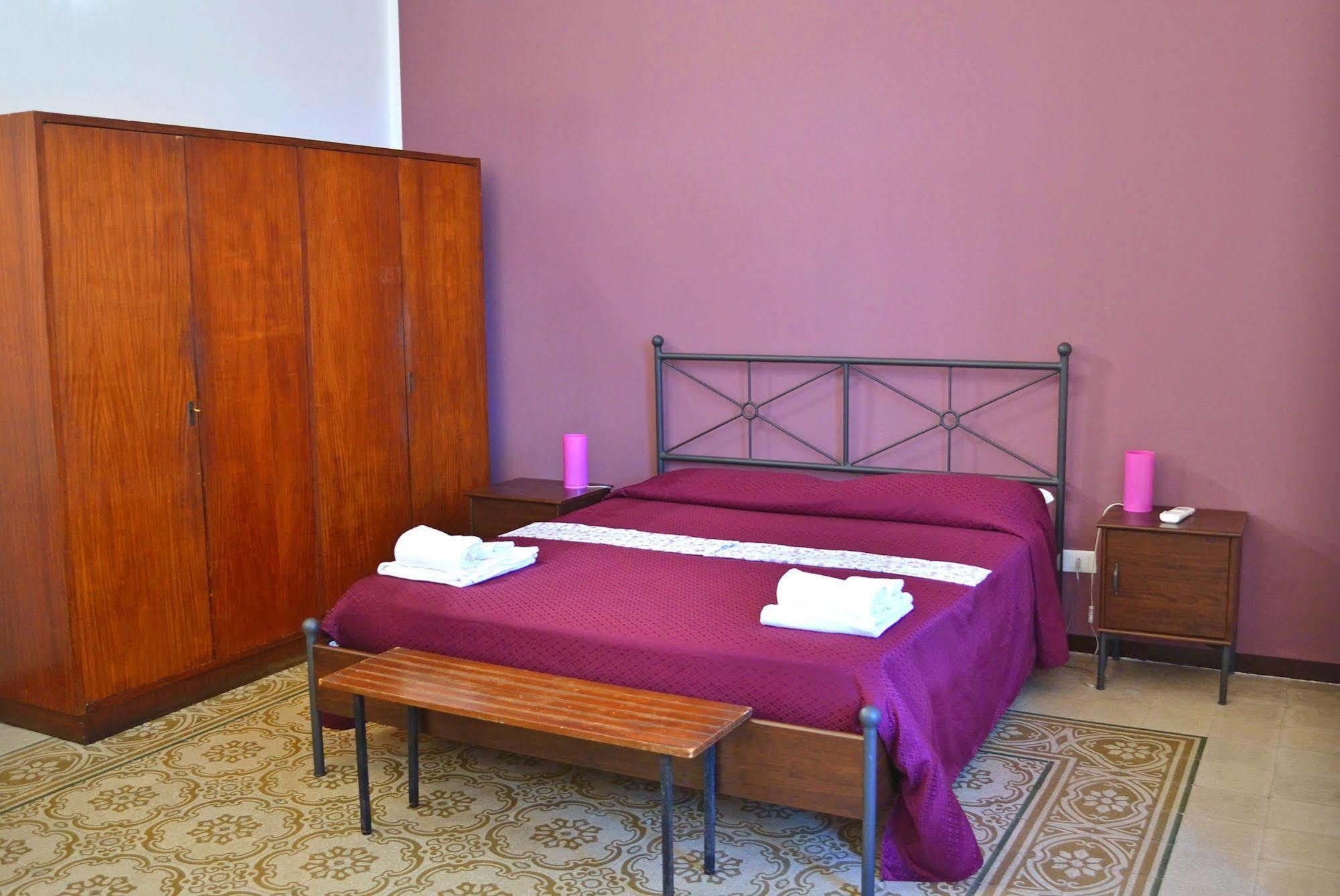 Bed & Breakfast Residenza Di Maggio *